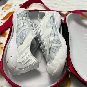 Nifnity cheer shoes worn once size 7.5